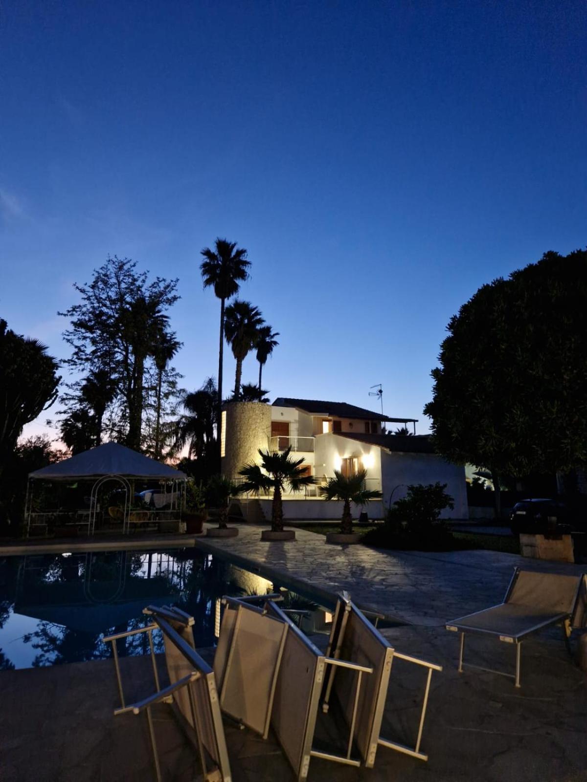 Casa di Lu’ Villa Floridia Bagian luar foto